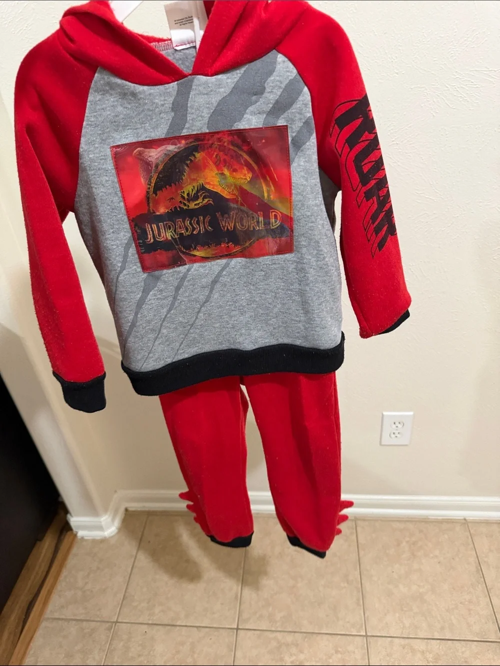 2 size 4T boys jogger sets Jurassic Park & Baby Shark themed